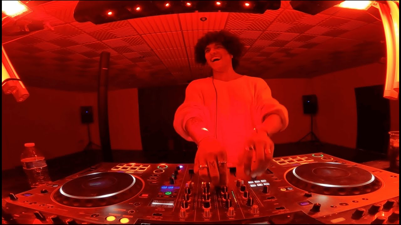 Fausto Anael | Peak Time Techno & Hypnotic Techno | @AgujeroNegroMX  Mexico City
