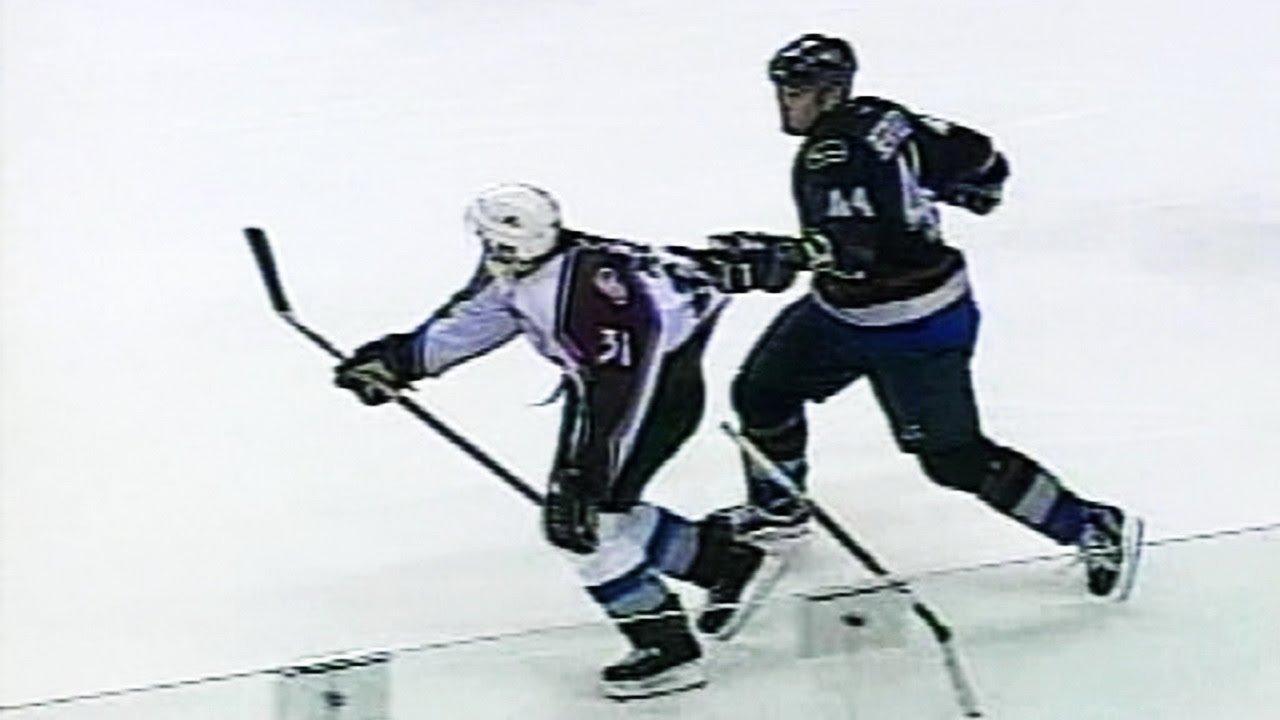 Todd Bertuzzi Sucker Punches Steve Moore - Full Incident (Hiqh Quality)