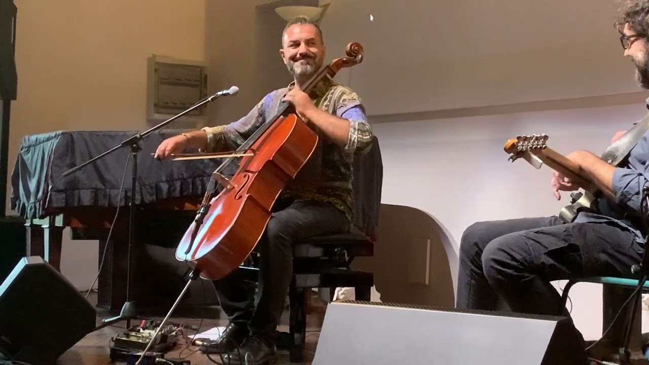 Redi Hasa e Valerio Daniele al museo degli strumenti musicali di Roma