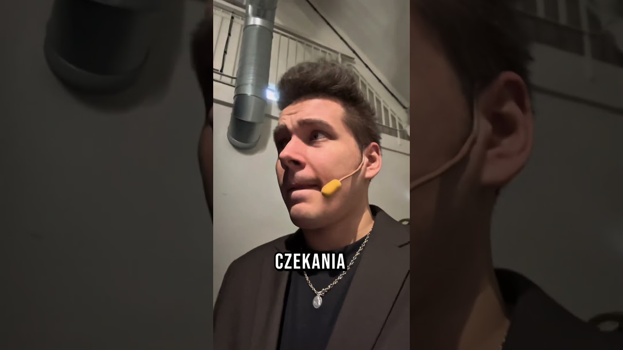 SZEF ZAGRA W MOM SERIALU!