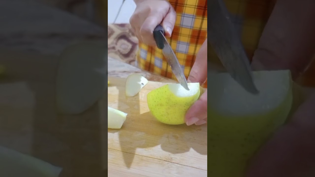 Split the Seckel pear in half & cut each into four parts #shorts #viral #asmr #satisfying