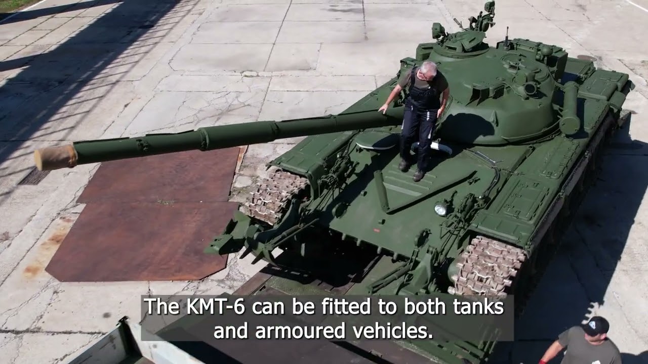 KMT-6 aknakifordító eke használat közben