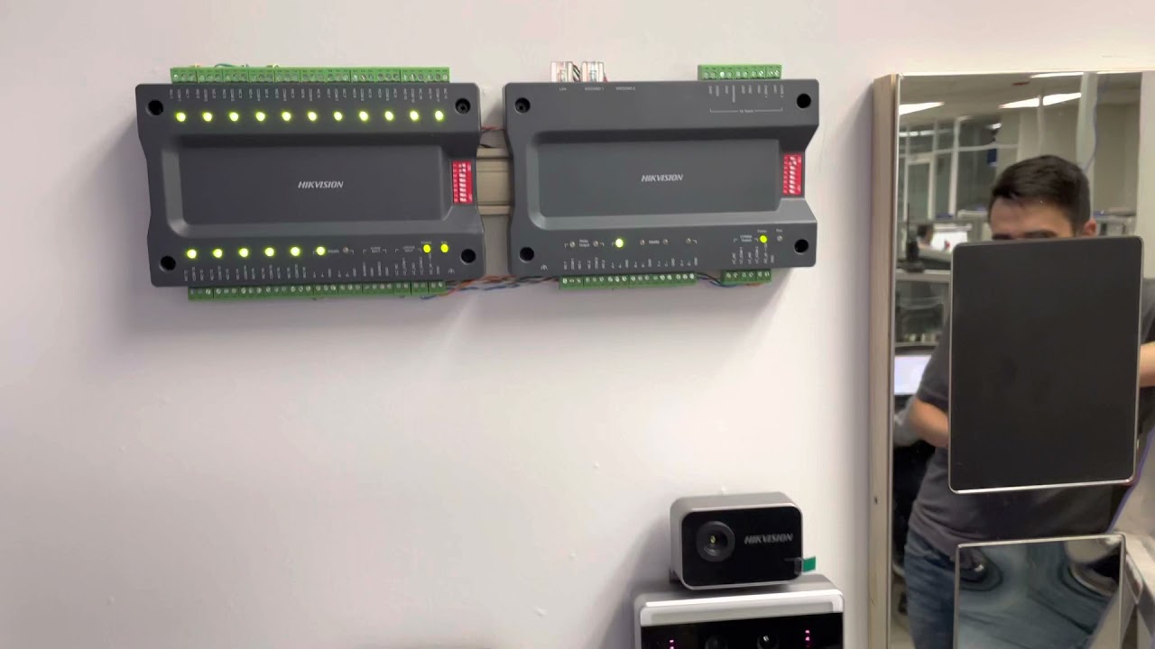 Control de Elevadores Hikvision DS-K2210 (control de acceso por piso con reconocimiento facial)