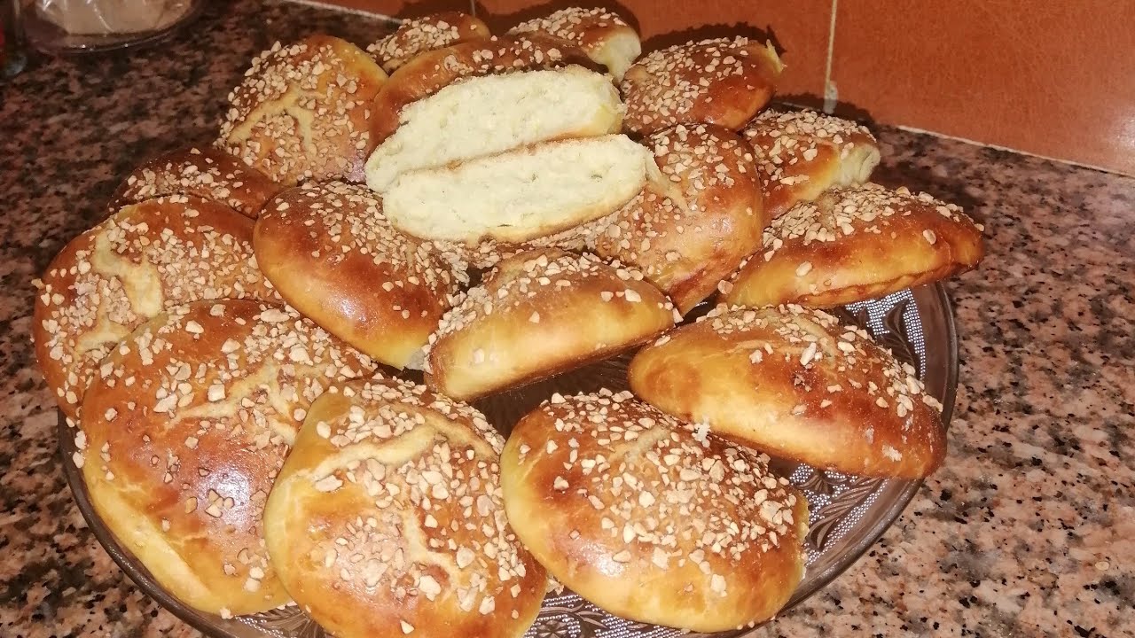 بريوش البرتقال والقرفة خفيف مثل القطن بمعنى الكلمة هشيش وقطني من اليوم غيولّي معتمد