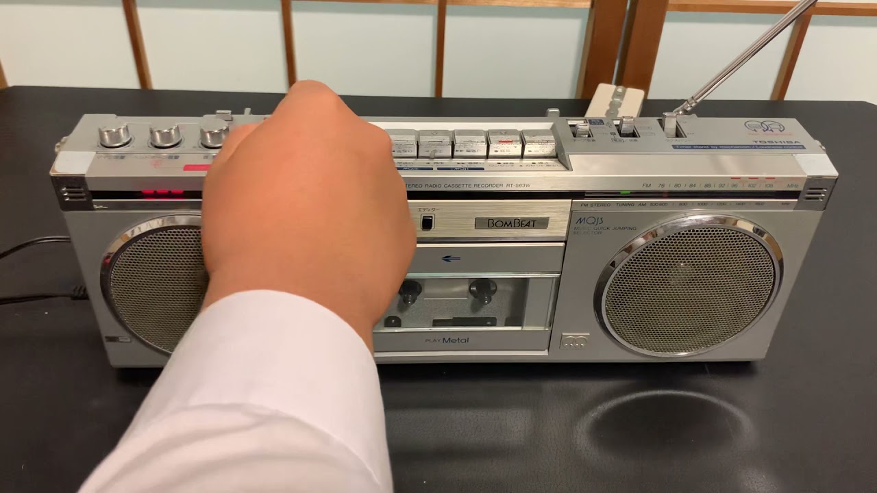 TOSHIBAステレオラジカセRT-s63w 1981モデル