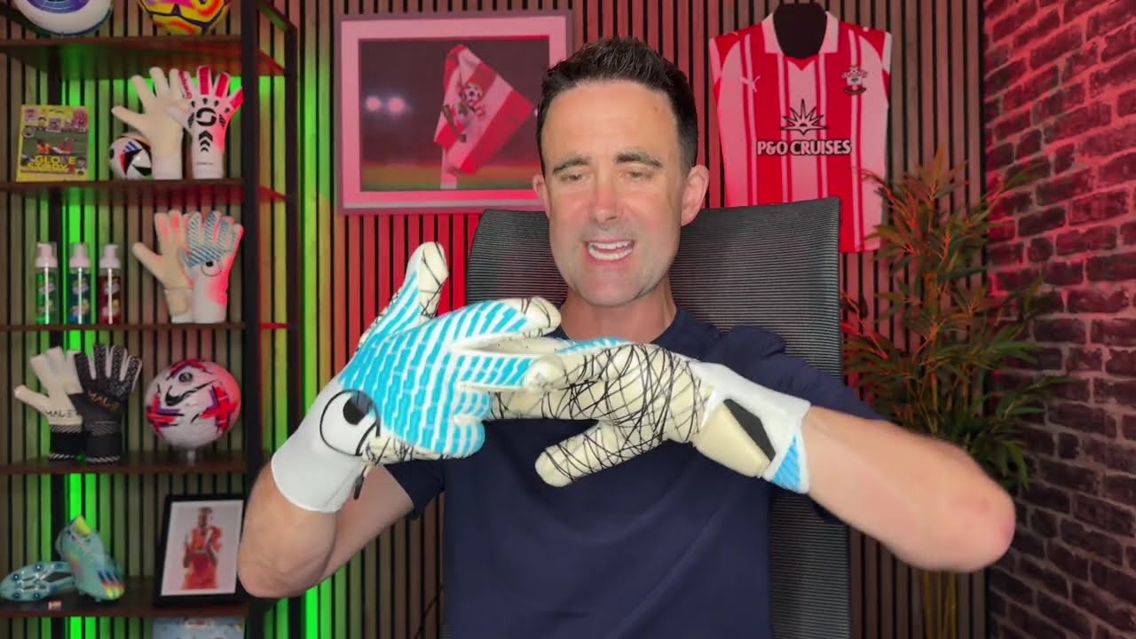 Are These the Best Gloves in Goalkeeping? £170 Uhlsport Cybertec ULTRAGRIP Review