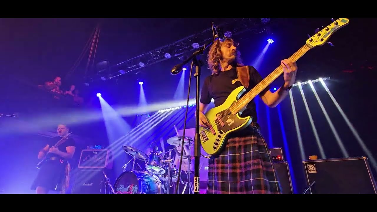 High Fade - Fur Coat (live @ EM2 Groningen, 19-04-2025)