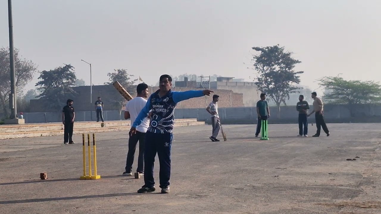 Sandhu xi targat 20 over 228