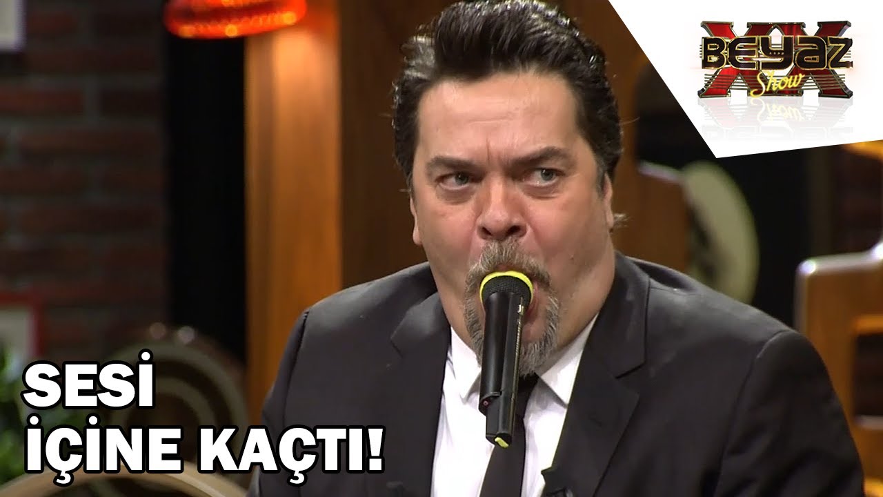 Beyaz Mikrofonu Ağızına Aldı! - Beyaz Show