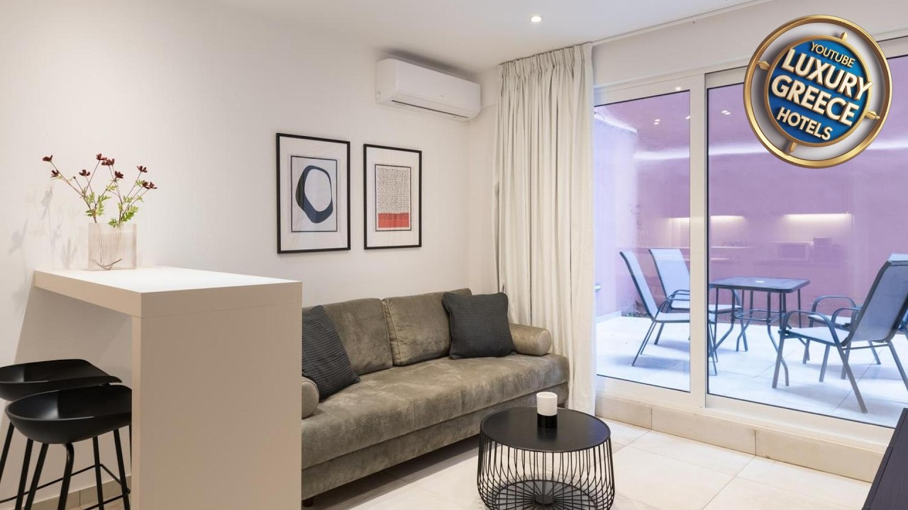 Voda Luxury Residence #801 - Acropolis View Rooftop | Athens, Greece | Hotel Review 🏩