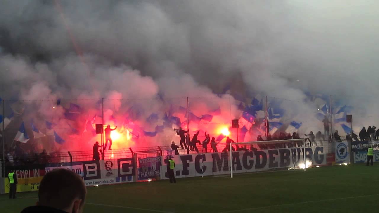 Pyro bei SV Babelsberg 03 gegen 1. FC Magdeburg