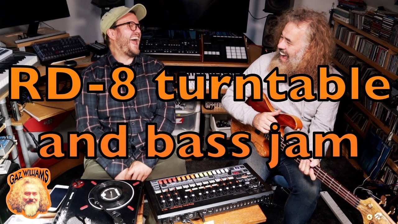 Jamming with an RD-8, a Turntable and a Slapper!
