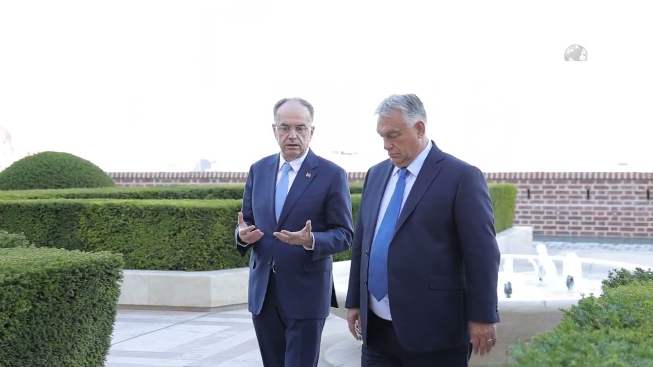 Top News - Presidenti Begaj pritet nga Orban. Siguria në rajon dhe integrimi në fokus të takimit