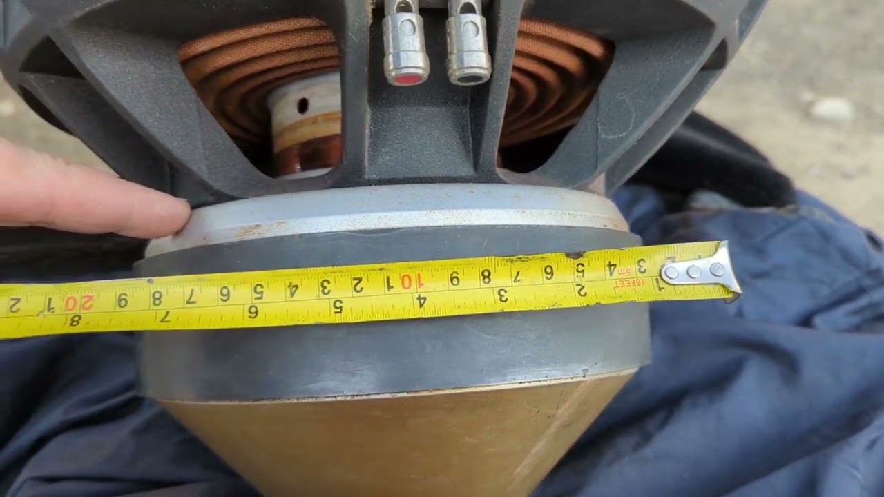 Fi Sp 4 18 vs Bass machine 18 Бой между dl audio vs fi car audio Россия vs Usa 60т.р. vs 23т.р.😁