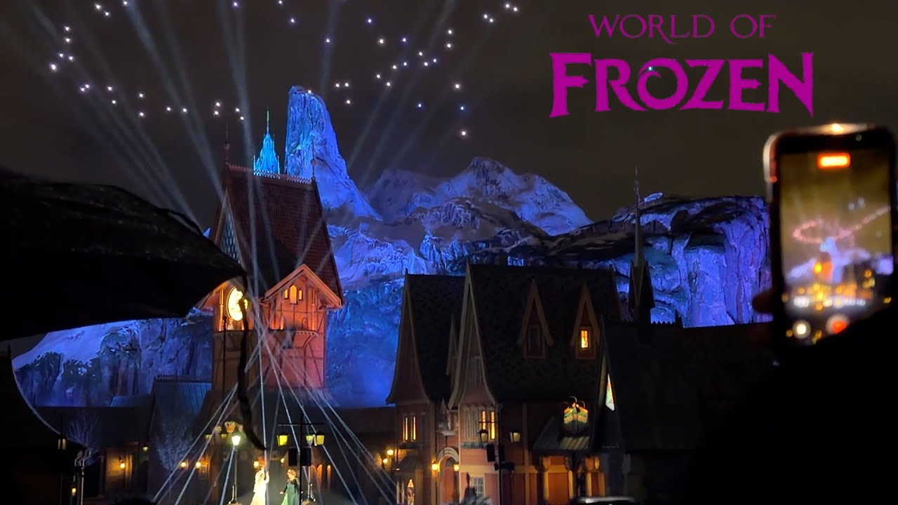 Шоу дронов раскрывает дату открытия парка развлечений &laquo;Мир холода&raquo; | Disney Adventure World | Дис...
