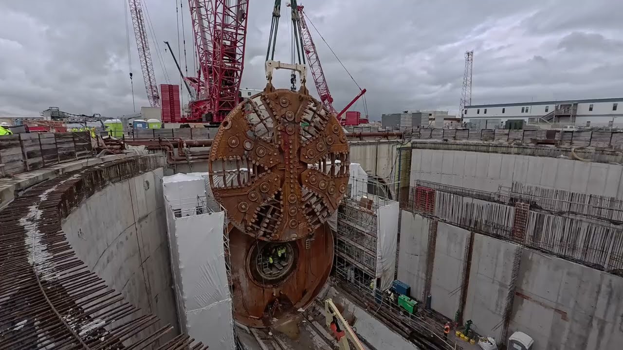 HRBT Expansion - TBM Cutter Head lift out of receiving pit