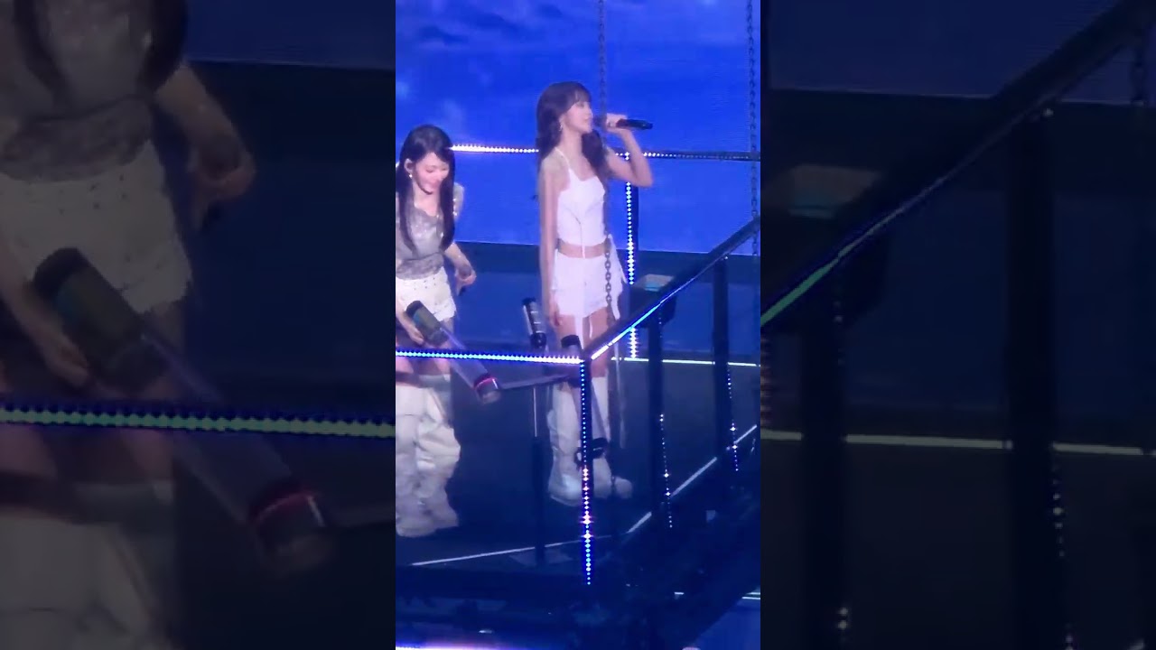 20260201 - 김채원 토롯코 직캠 Flash forward, Blue Flame, So cynical