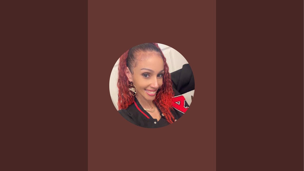 JLovely💫 is live!