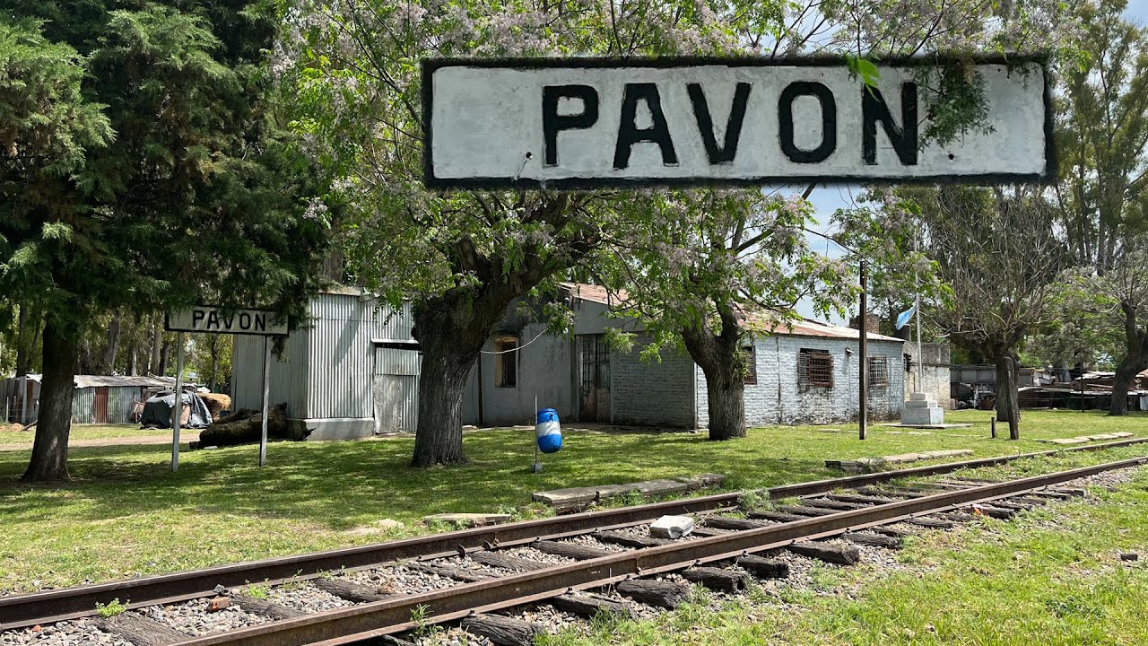 Caminamos Por La Vía Entre La Maleza para Descubrir la Estación Pavón | F.C.G.U.