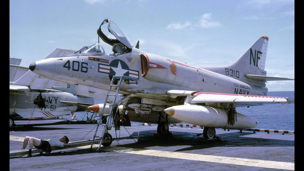 DCS Primeros aterrizajes en portaviones A-4E Skyhawk
