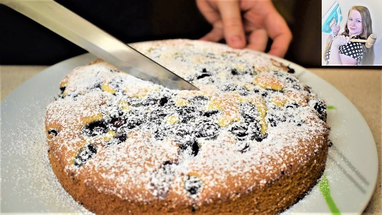 Bleskový koláč pre neohlásenú návštevu (alebo len tak ku káve) bez použitia mixéra.