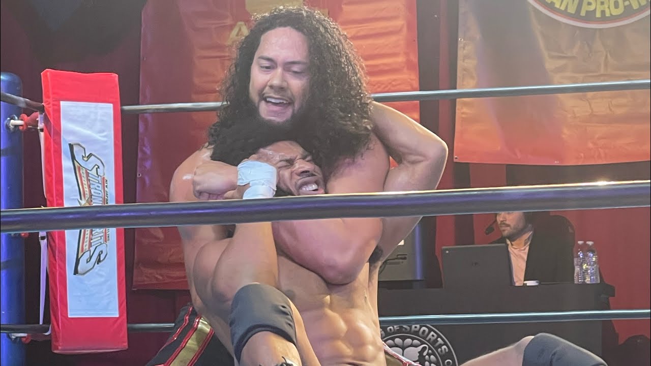 Hikuleo VS Kevin Knight - Highlights - NJPW Rivals Hollywood Ca - 2/17/22