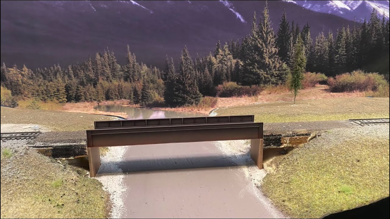 Layout Update - September 2020: Athearn CP GP38-2, Mainline Down! Scratch Built Girder Bridge...