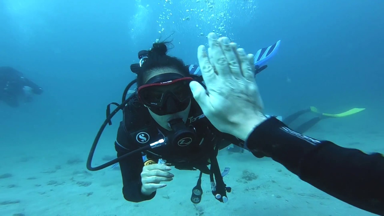 GETTING PADI ADVANCED OPEN WATER CERTIFICATION // Batangas Philippines