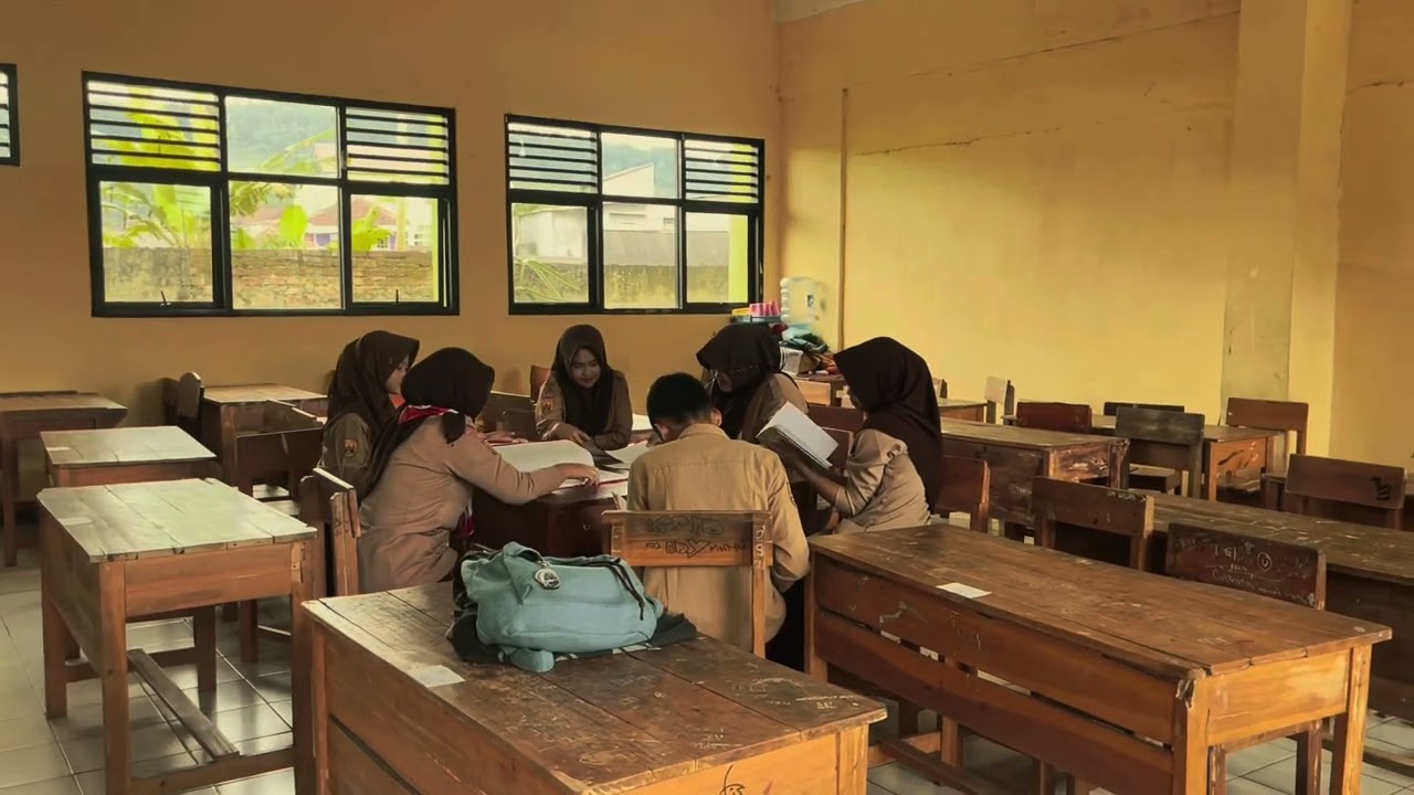 NEGOSIASI BAHASA INDONESIA ( Kelompok 2 )