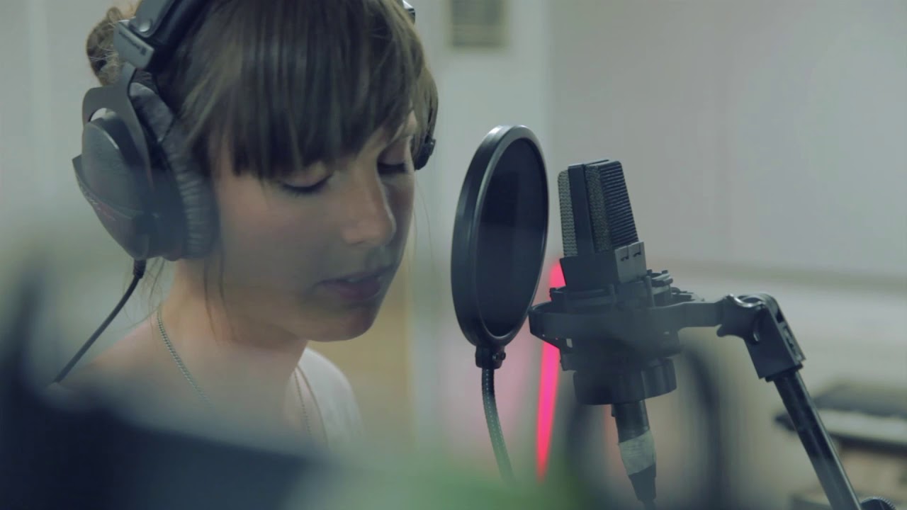 Expats Cover Sessions II: Burning by The Whitest Boy Alive