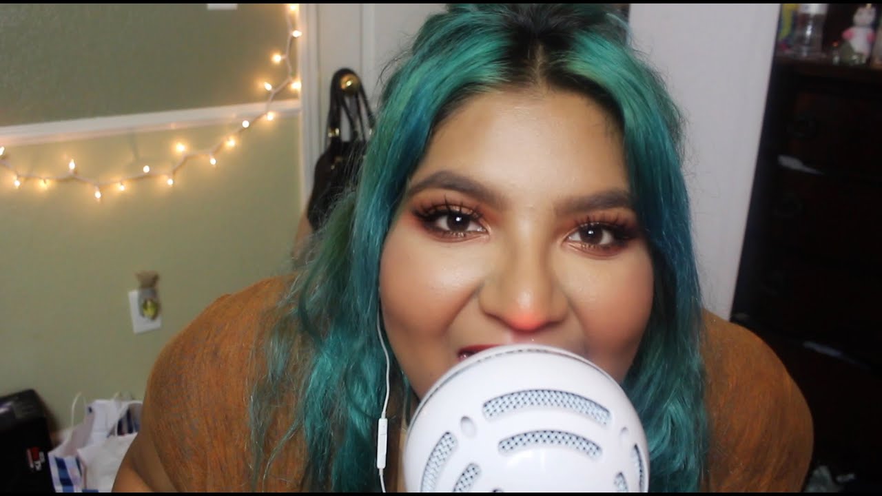 ASMR |  Up-Close Whispering & Gum Chewing