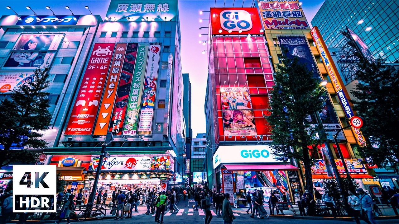 Twilight in Akihabara, Tokyo on Sunday | 4K HDR with Binaural Japanese Sounds