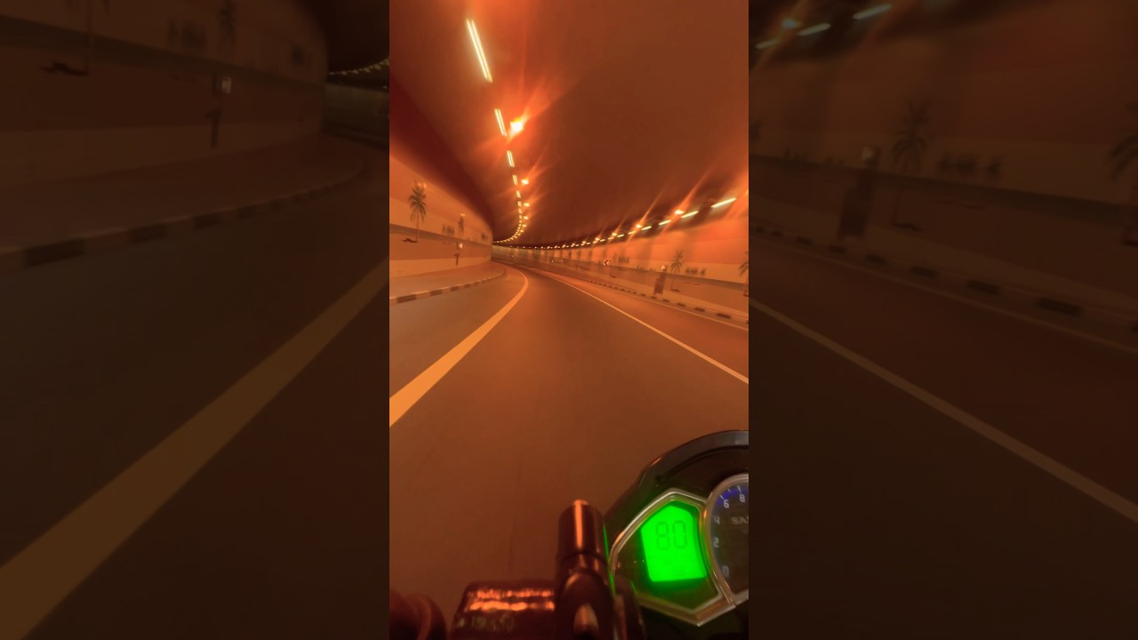 The world beautiful roar in Dubai #dubai #travelplans #bike #dubairoad #youtubeshorts #shorts #dxb