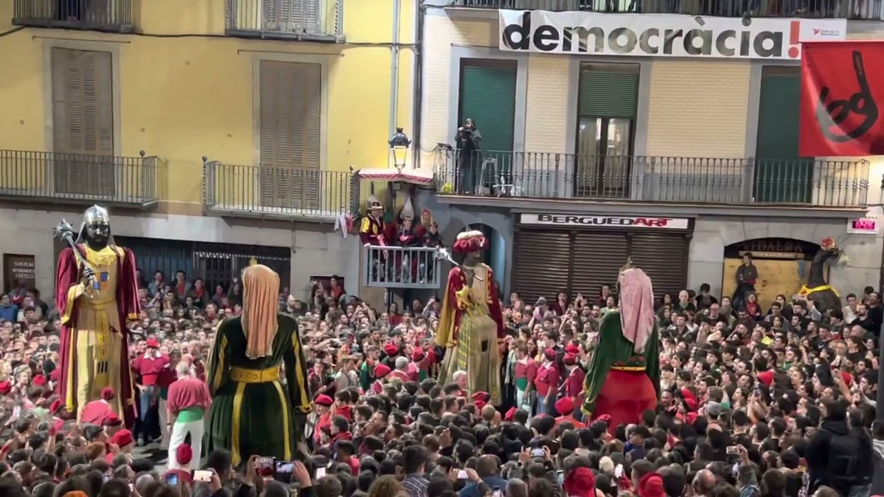 Tercer Salt dels gegants [Ballet de Deu] - Patum Completa de Diumenge de Corpus (11/6/2023)