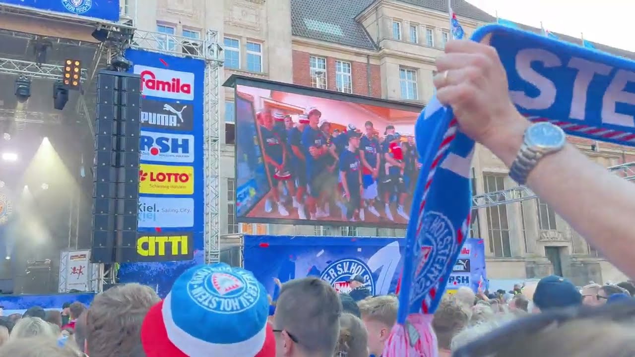 DIE DENKEDRANS - Solange Holstein Lübeck schlägt live Holstein Kiel Aufstiegsparty 20.5.2024