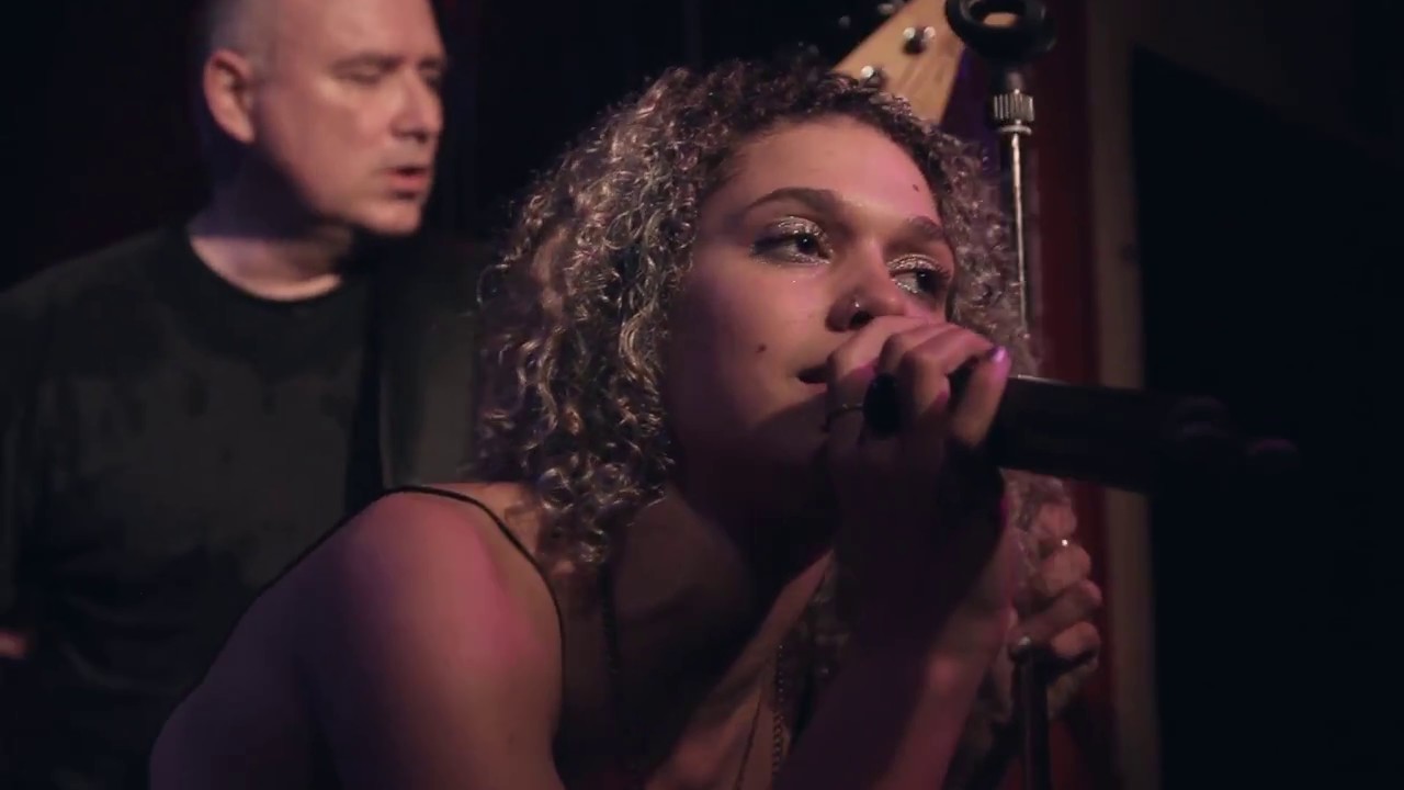 Crazy Sally - Redlight (Live)