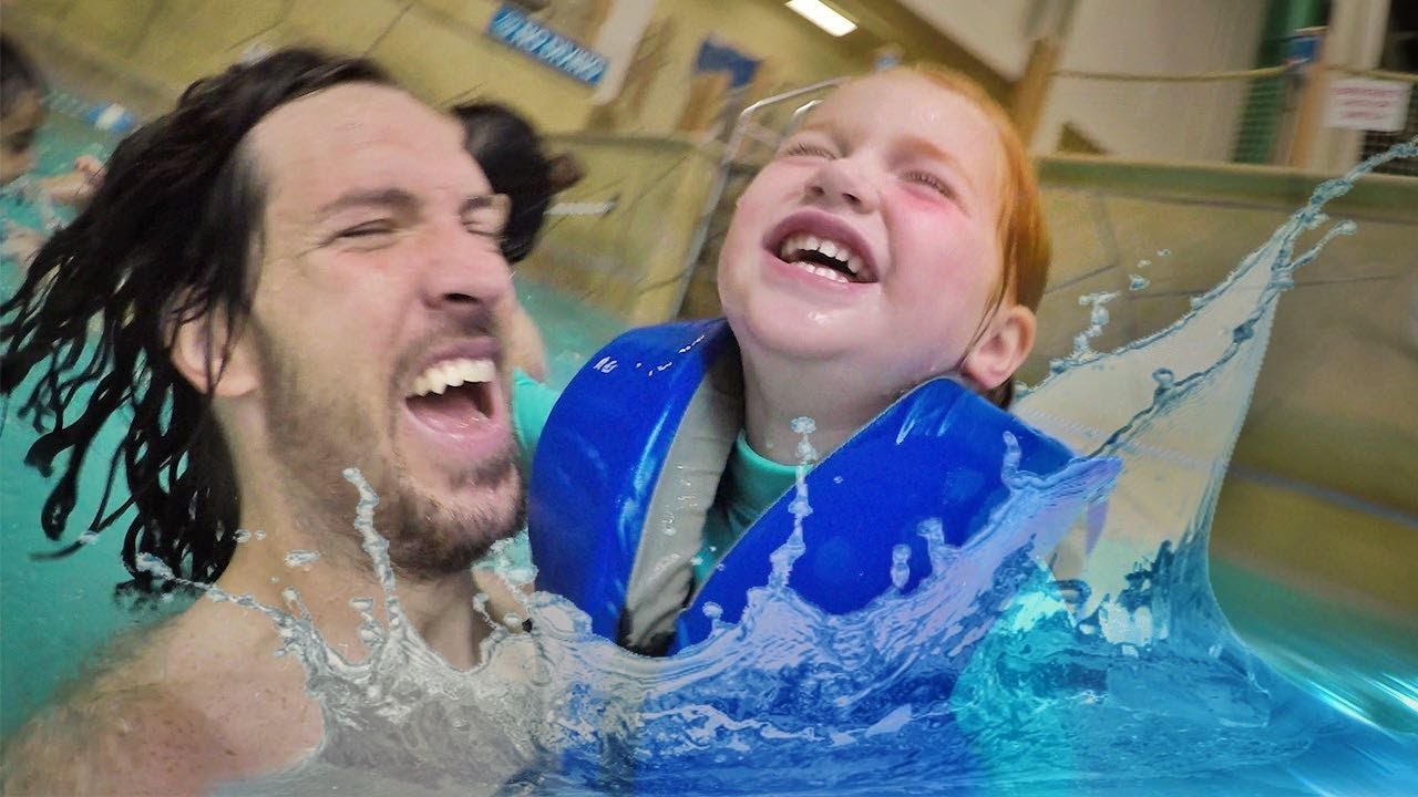 ADLEY LEARNS to DOLPHiN!! Family Vacation Day 2! exploring new indoor fun at the hotel magic arcade!