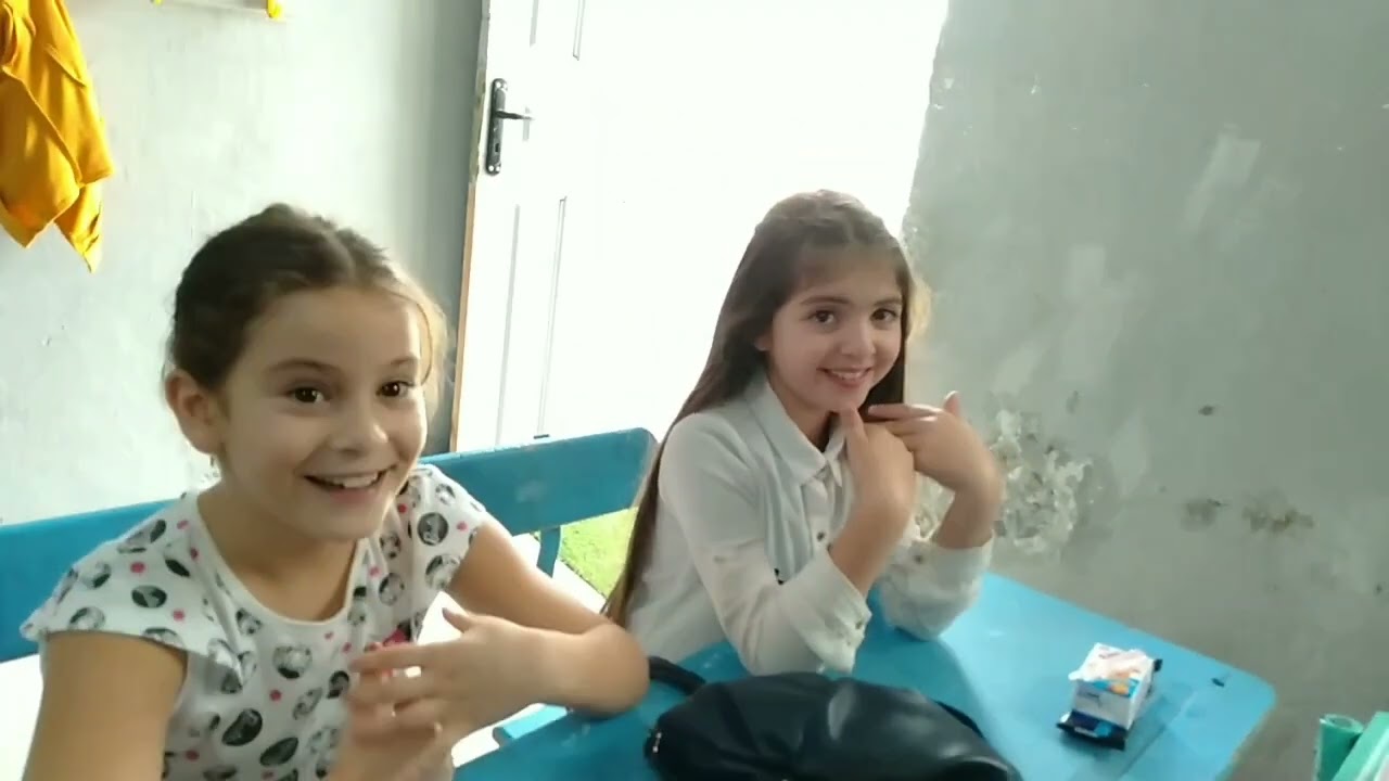 @ Rentrée scolaire réussie à l'école Jean AMROUCHE IGHIL Ali BÉJAÏA .