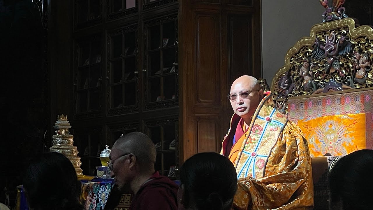 The H.H. 34th Menri Trinzin Lungtok Dawa Dargye Rinpoche ￼arrived in Shenten Thagye Ling, Mustang