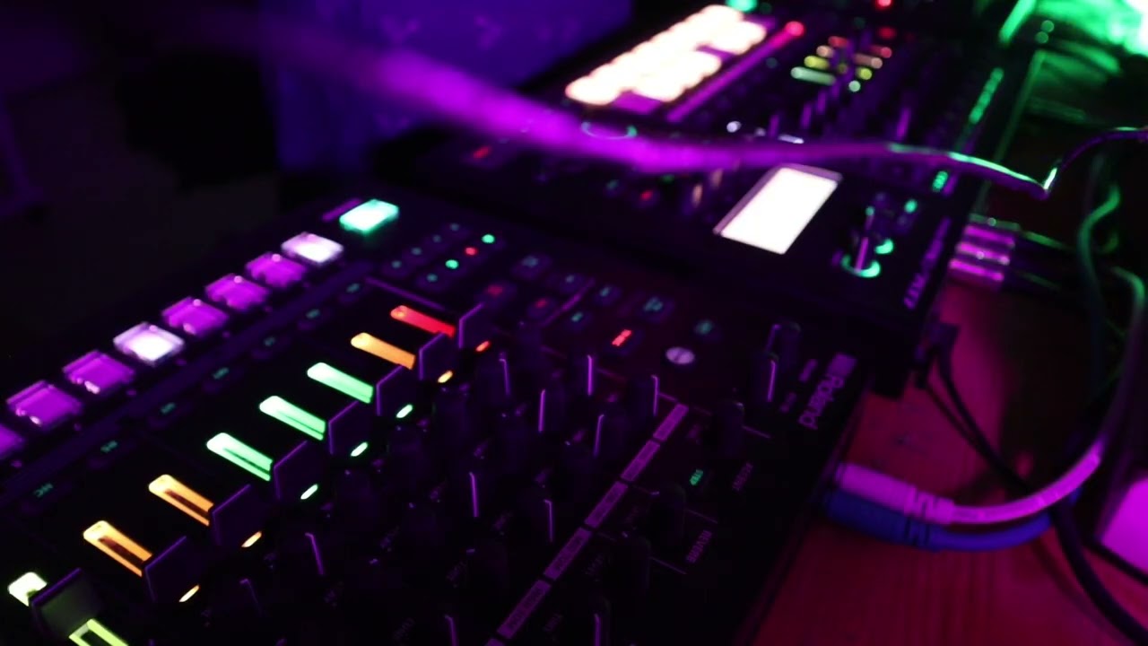 Synth jam ambien with elektron syntakt digitone ii roland tr8s mc706