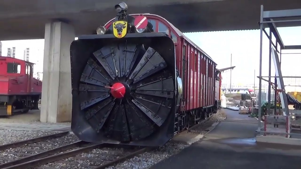 X rot.m Nr. 100  Dampfschneeschleuder der Gotthard - Bahn / Video Nr. 77