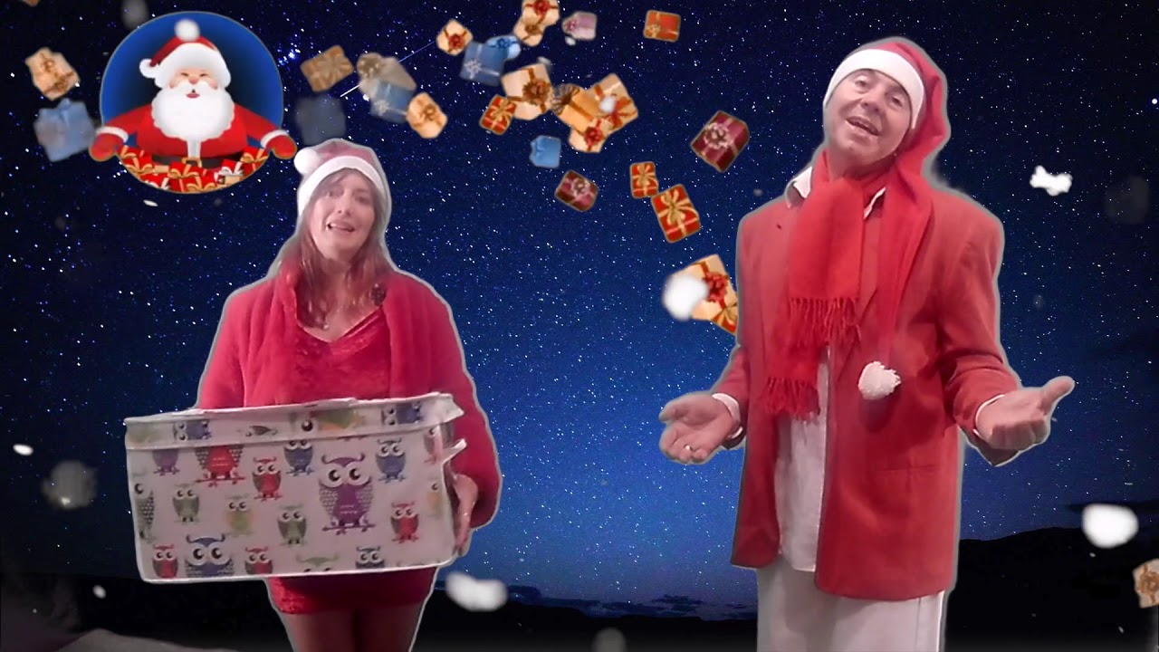 Auguri di Buon Natale con un pò di magia e tanta allegria