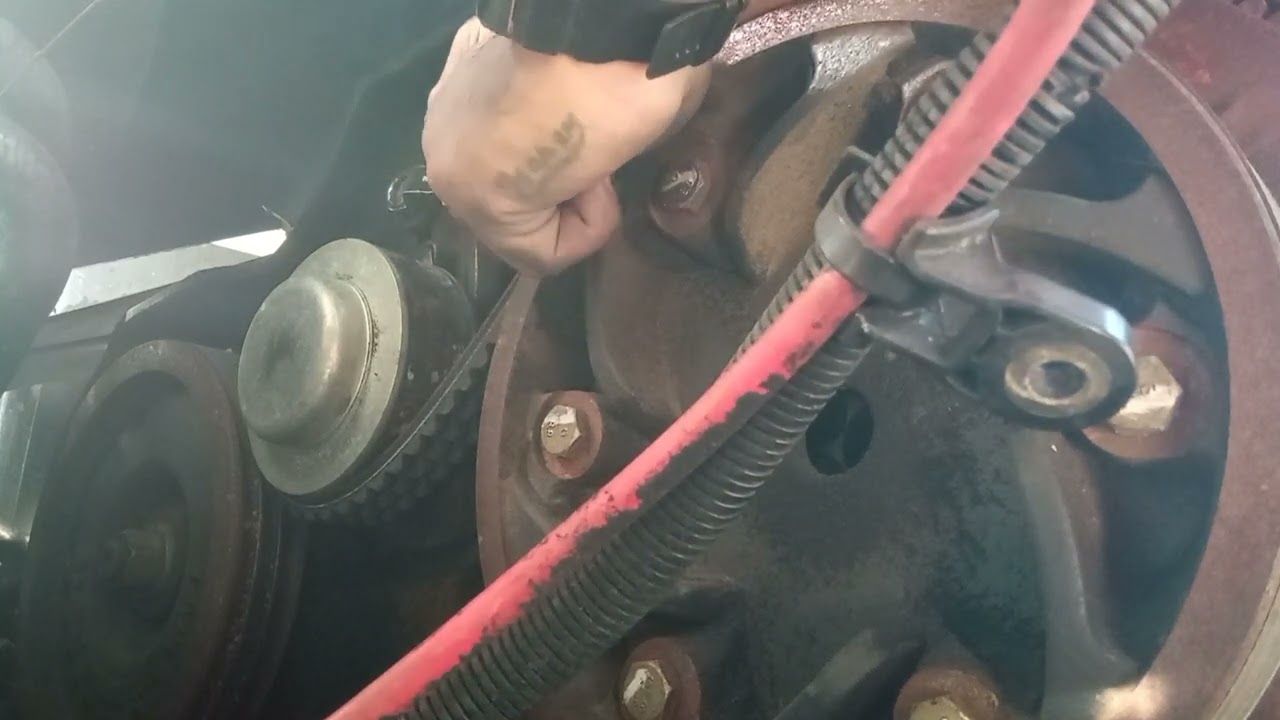 ADJUSTMENT BOBCAT DRIVING BELT