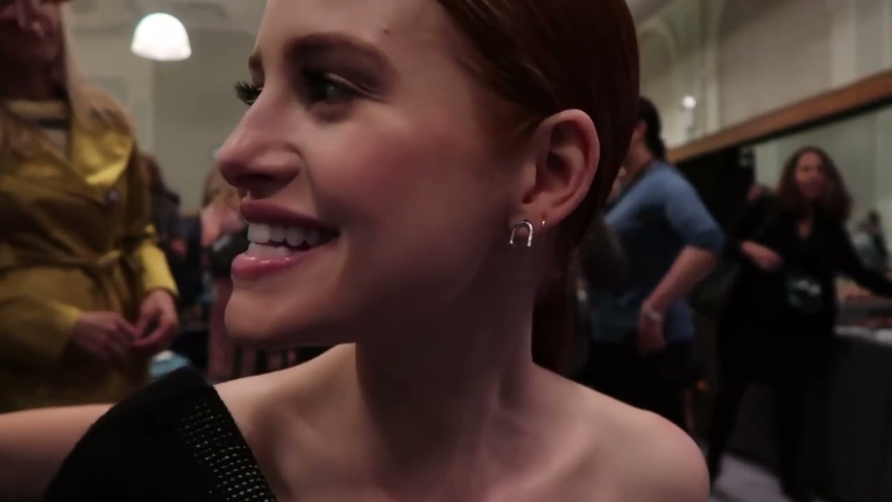 madelaine petsch & riverdale cast | cw upfronts