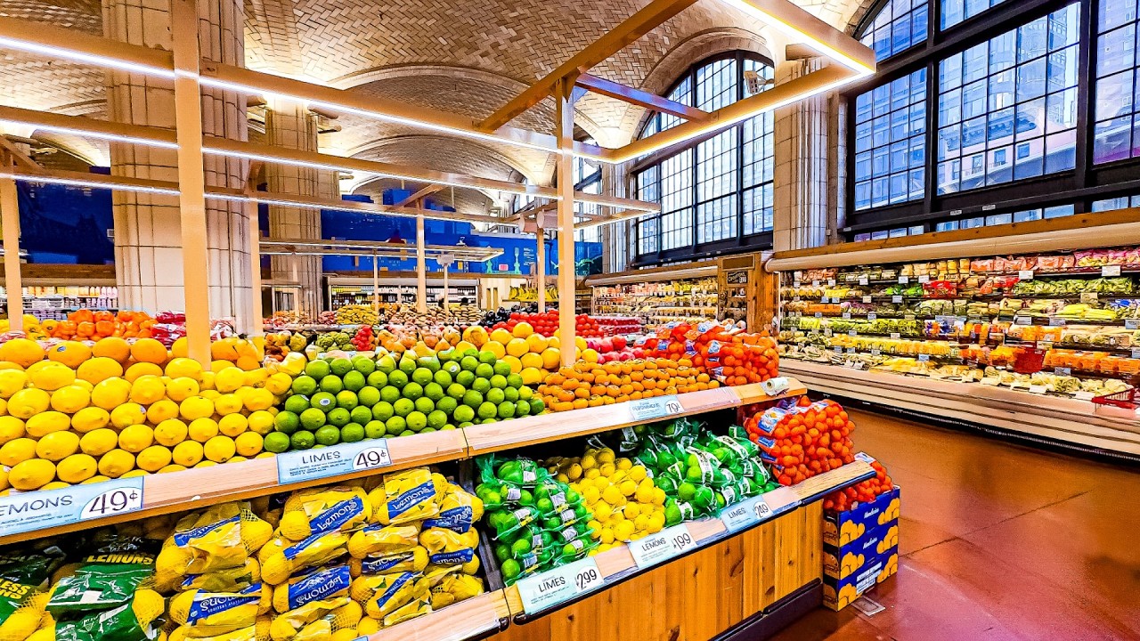 Откройте для себя великолепный продуктовый магазин Trader Joe's в Нью-Йорке, США
