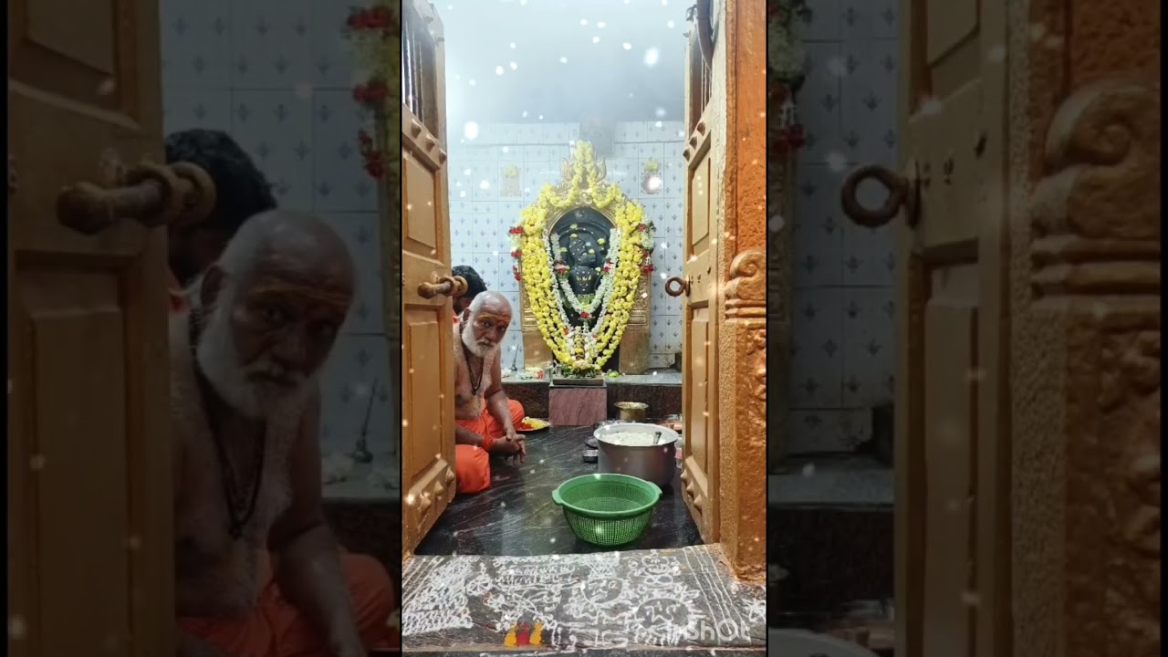 ಆಂಜನೇಯ ಸ್ವಾಮಿ ದೇವಸ್ಥಾನ ಜಿ ಸಿ ಬಡಾವಣೆ ಹರಿಹರ ಧನುರ್ಮಾಸದ ಇಂದಿನ ವಿಶೇಷ ಪೂಜೆ ಜೈ ಆಂಜನೇಯ ಸ್ವಾಮಿ.......