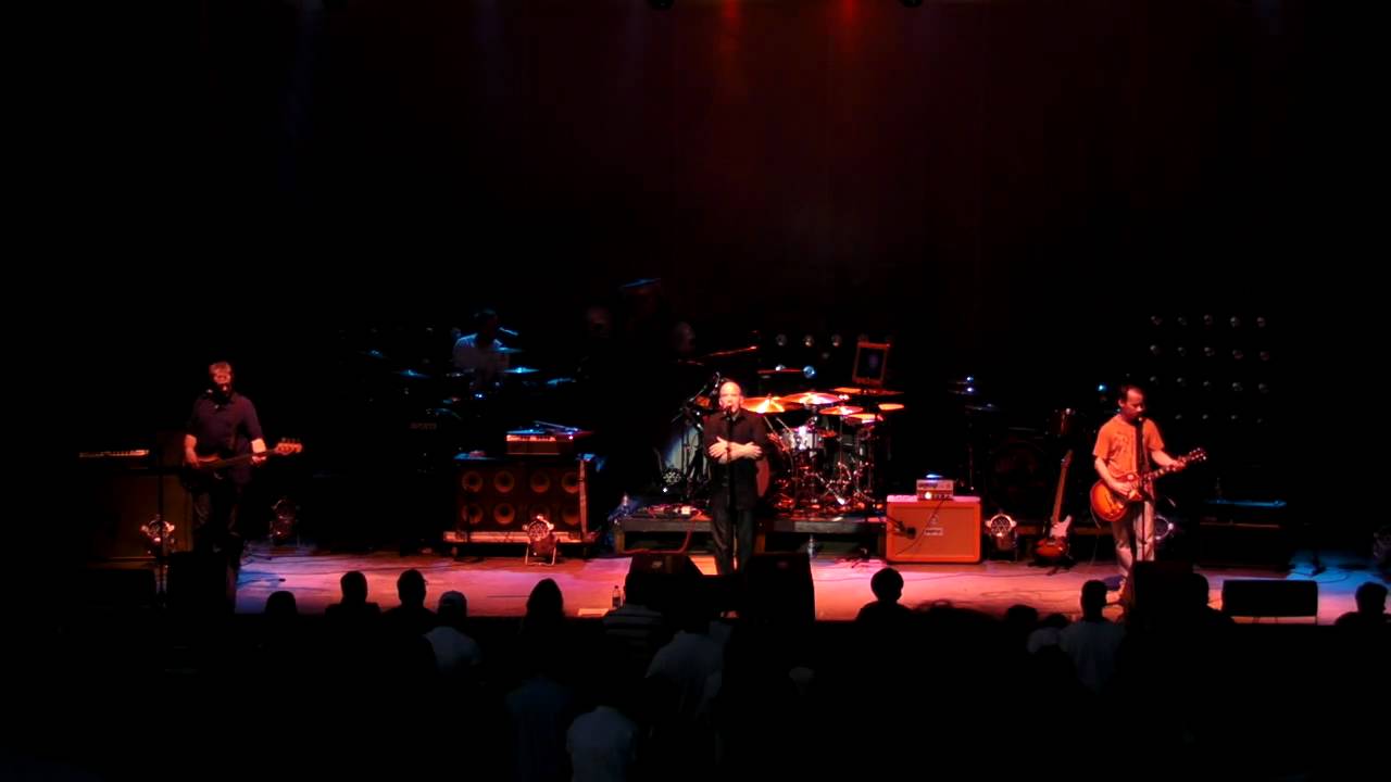 The Waiting - Hands In The Air - Live