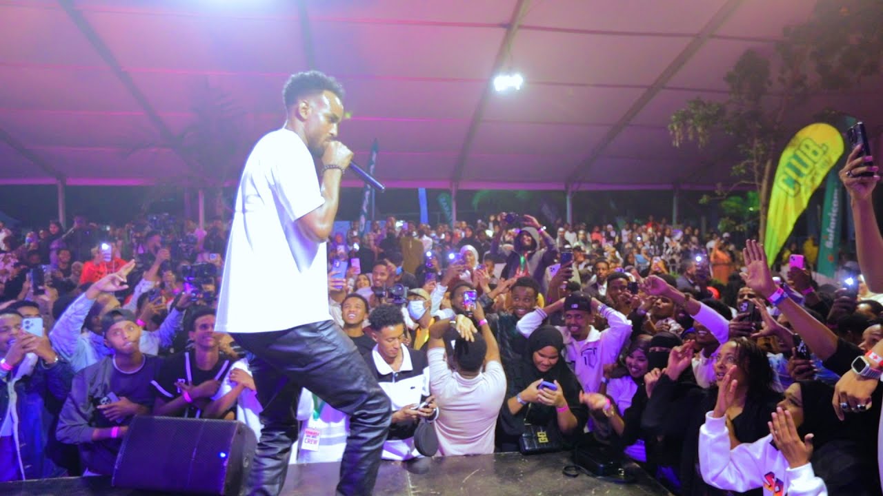 SULDAAN SEERAAR | SHIB ISKA DHEH | WACDARAHII SHOWGII NAIROBI SOMALI NIGHT 2024 OFFICIALL VIDEO