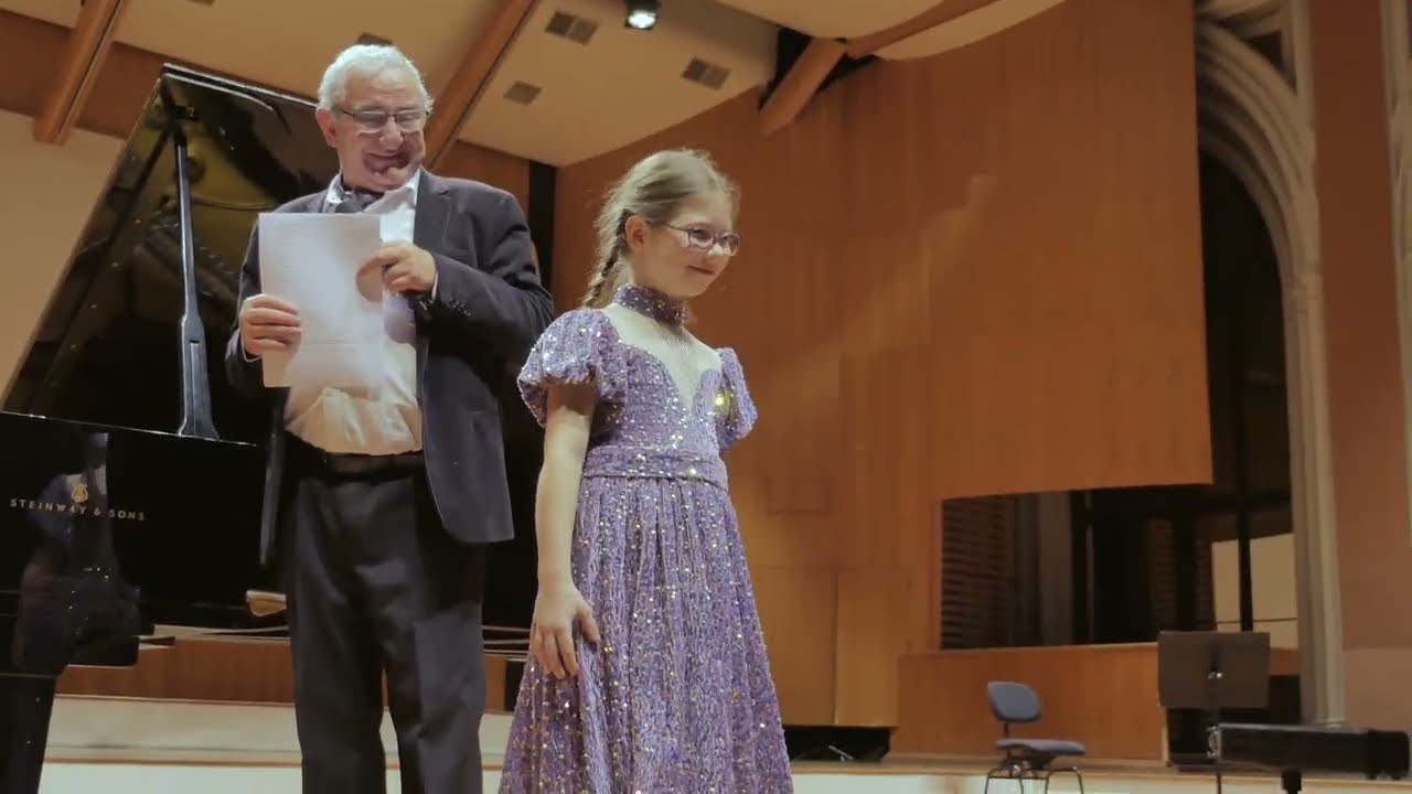 BUMBLE BOOGIE - JACK FINA. Maria Sviyazova, 8 years old. 1 место.