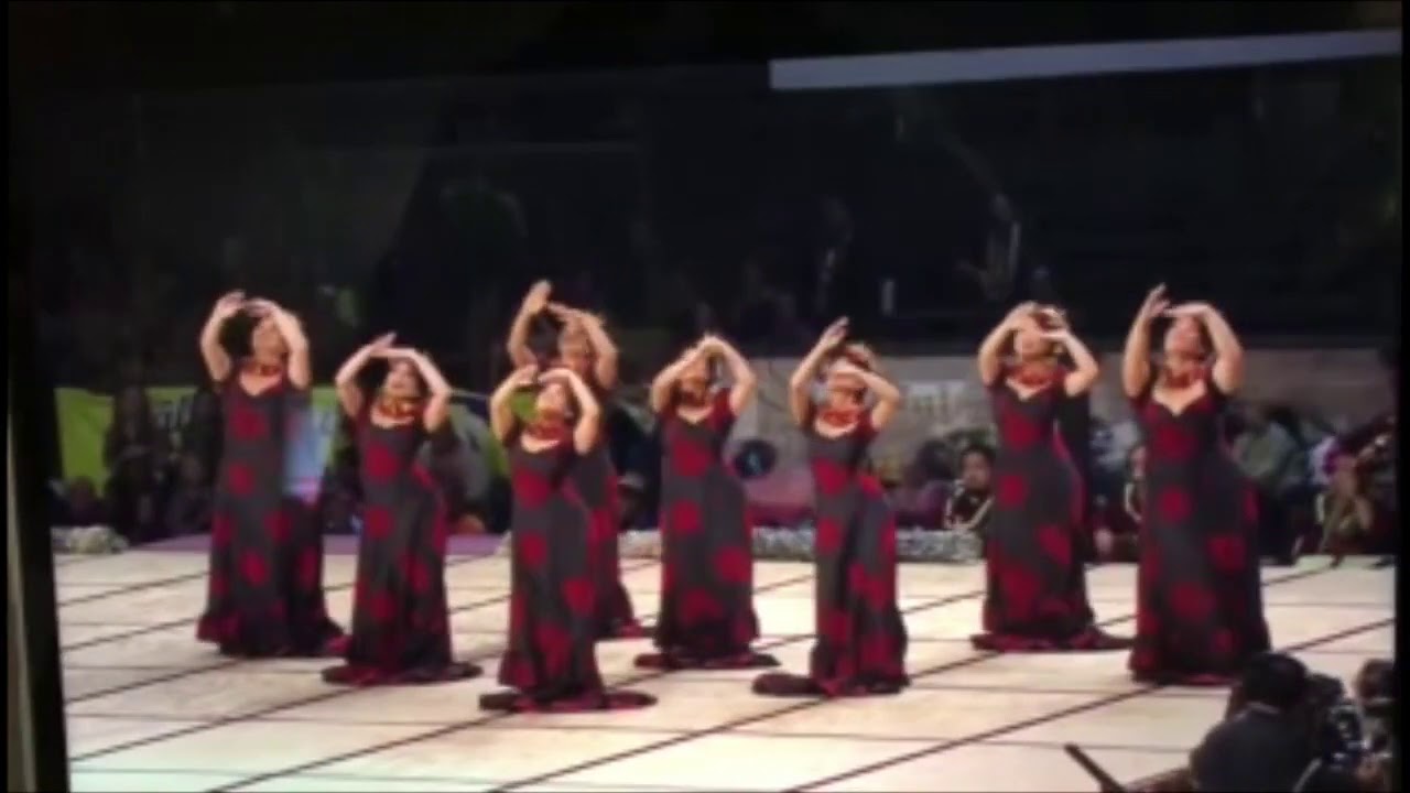 Hālau Hi’iakaināmakalehua  MM 2015